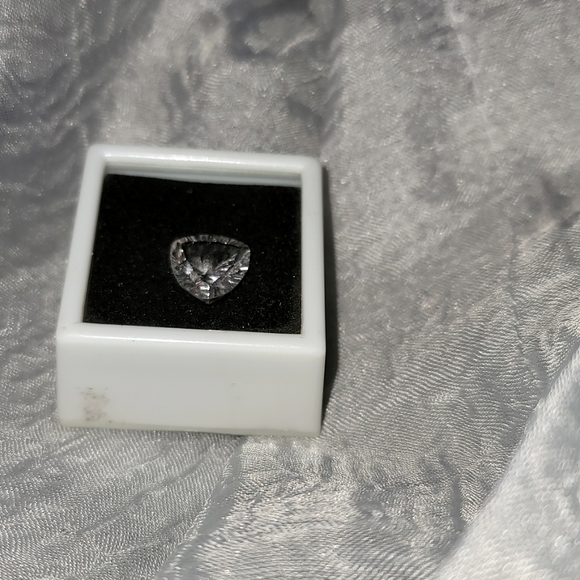 LARGE TRILLION CUT 5.60CT 12× 12 mm NATURAL GEMSTONE DANBURITE - Picture 3 of 6